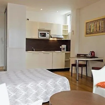 Aparthotel Residhotel Imperial Rennequin 3*