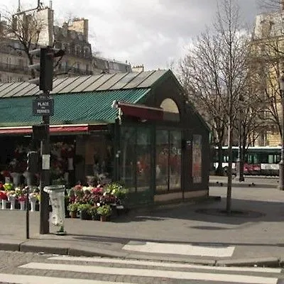 Aparthotel Residhotel Imperial Rennequin 3*