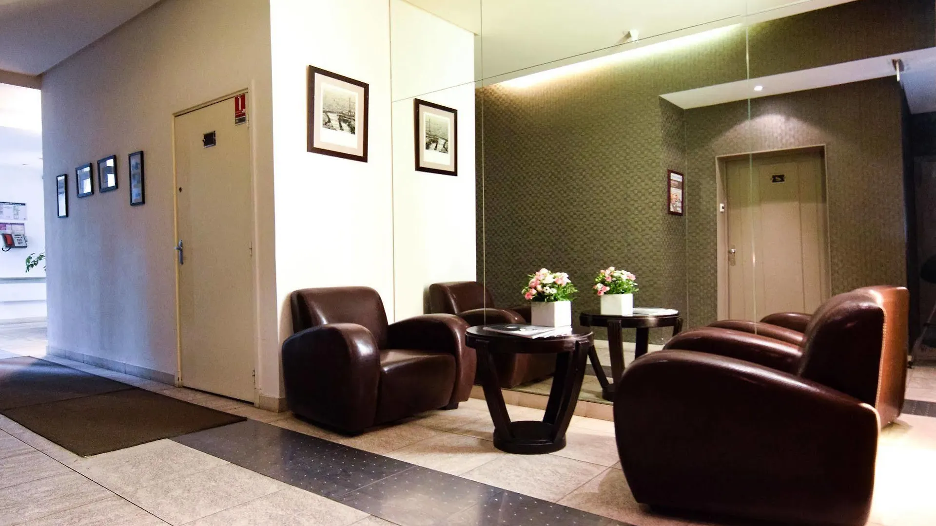 Residhotel Imperial Rennequin Aparthotel Paris